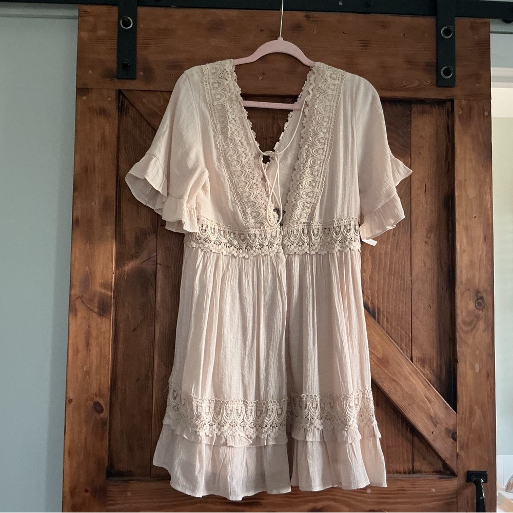 Chic Cream Lace Mini Dress
